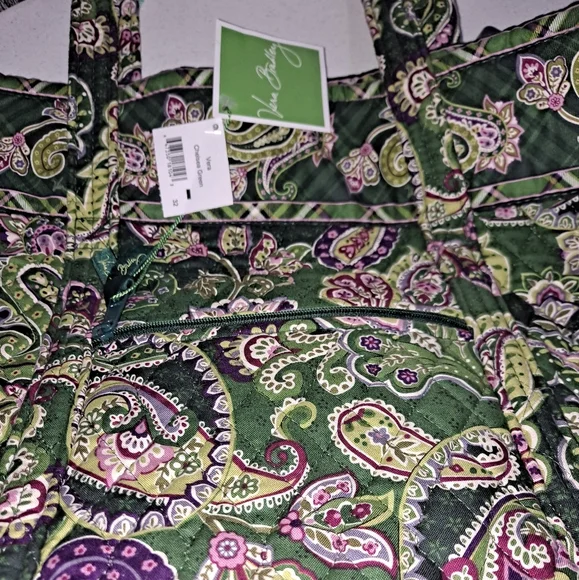 Vera Bradley large bag, new with tags - Picture 3 of 5